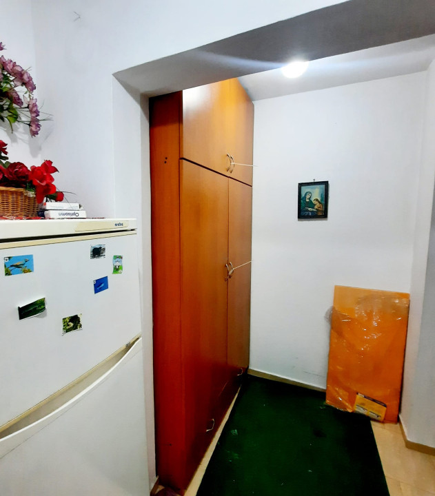 Apartament 2 camere, etajul 2, zona AFI, Ploiesti