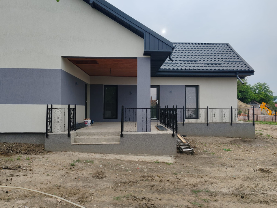 Casa parter si teren in zona Balteni Vale, Vaslui