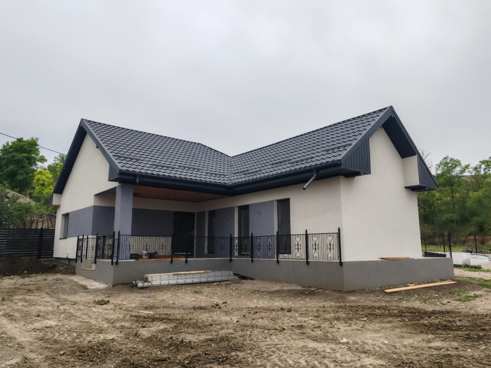 Casa parter si teren in zona Balteni Vale, Vaslui
