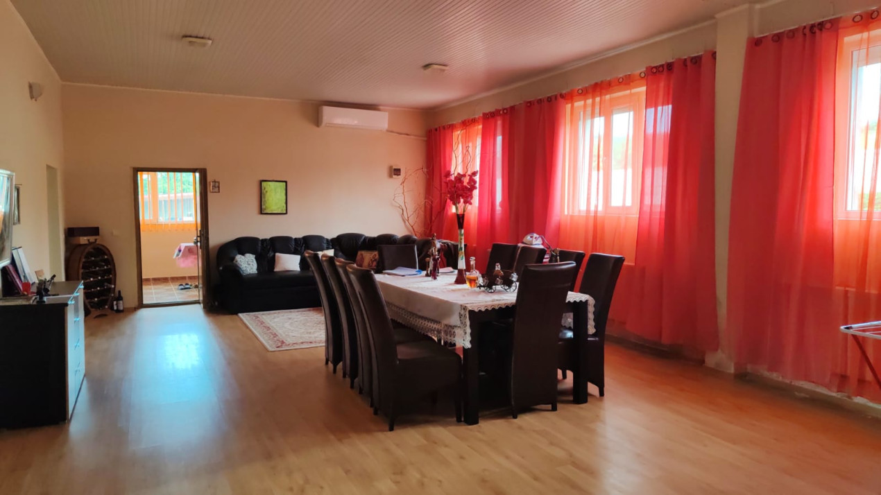 Casa parter si teren in zona Cretesti, Vaslui