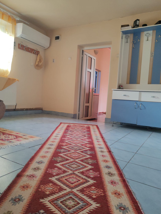 Casa parter si teren in zona Cretesti, Vaslui