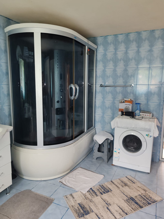 Casa parter si teren in zona Cretesti, Vaslui