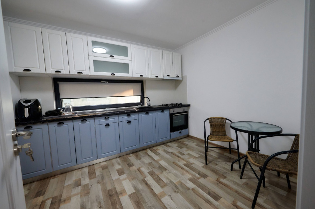 Casa parter si mansarda in zona Garii, Vaslui