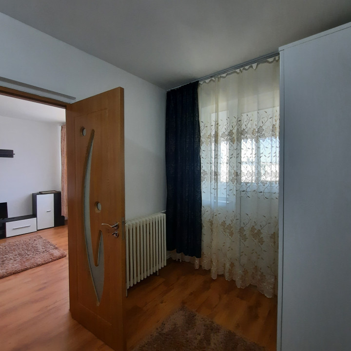 Apartament renovat in zona Malu Rosu