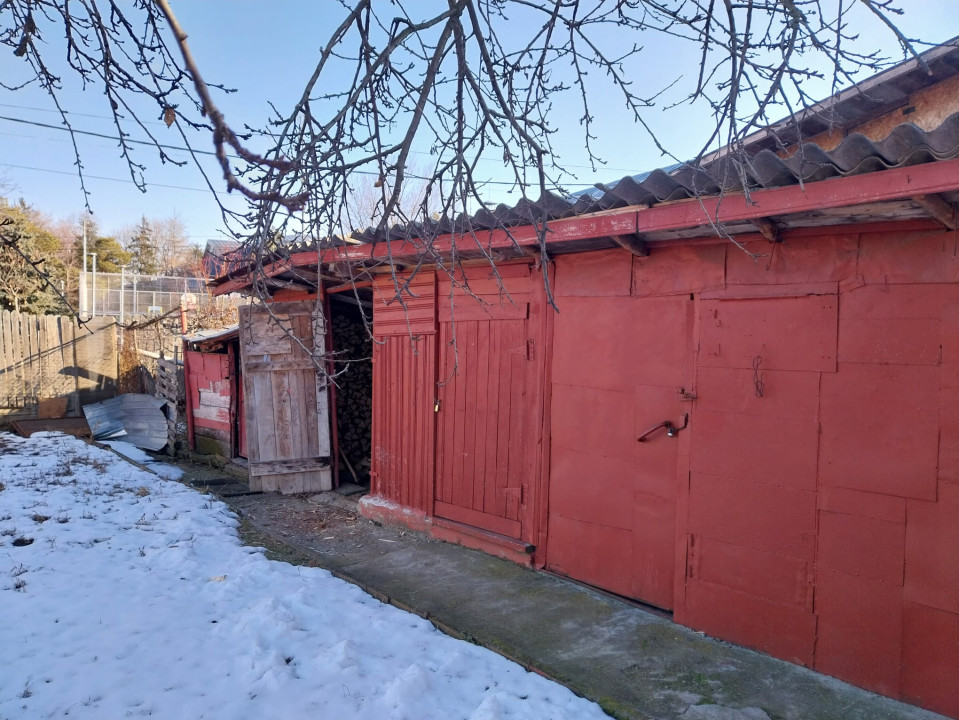 Casa de locuit in centrul comunei Brazi, Brazi